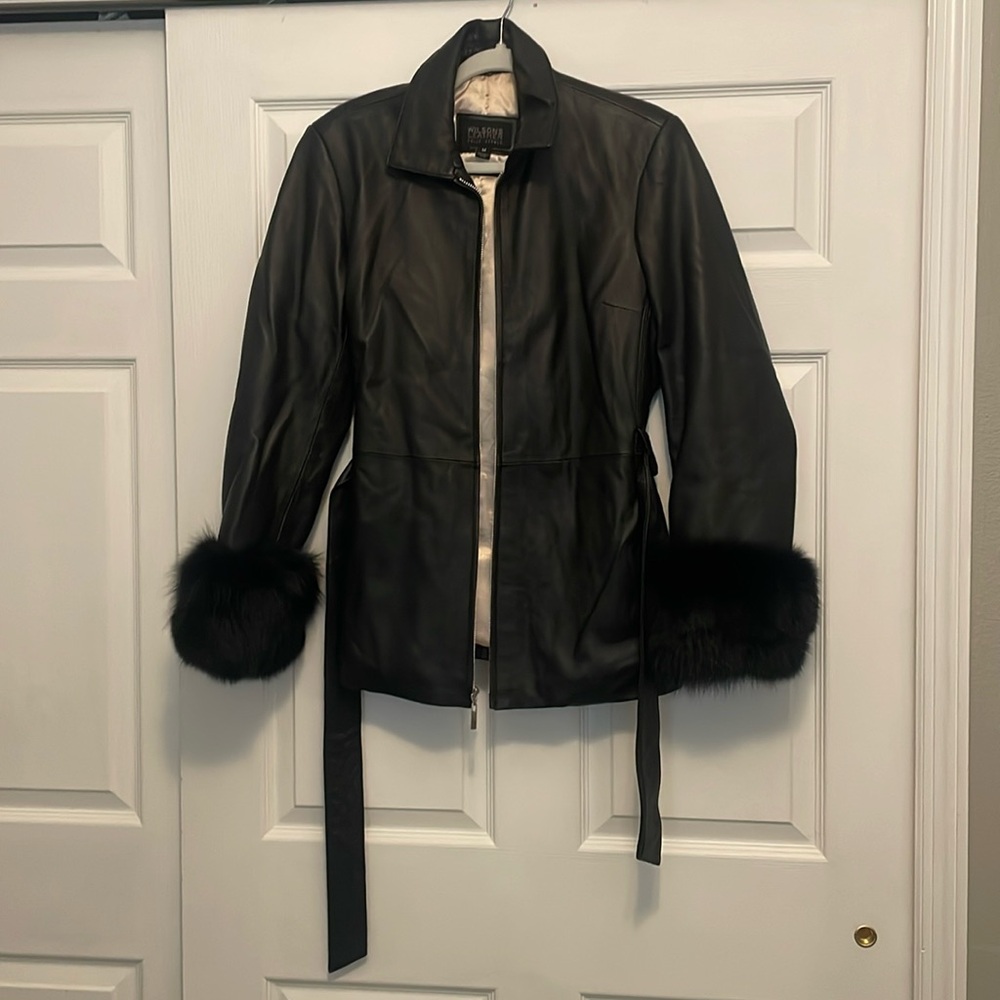 Beautiful leather jacket. Wilson’s Leather. Thinsulate Insulation. Size Medium
